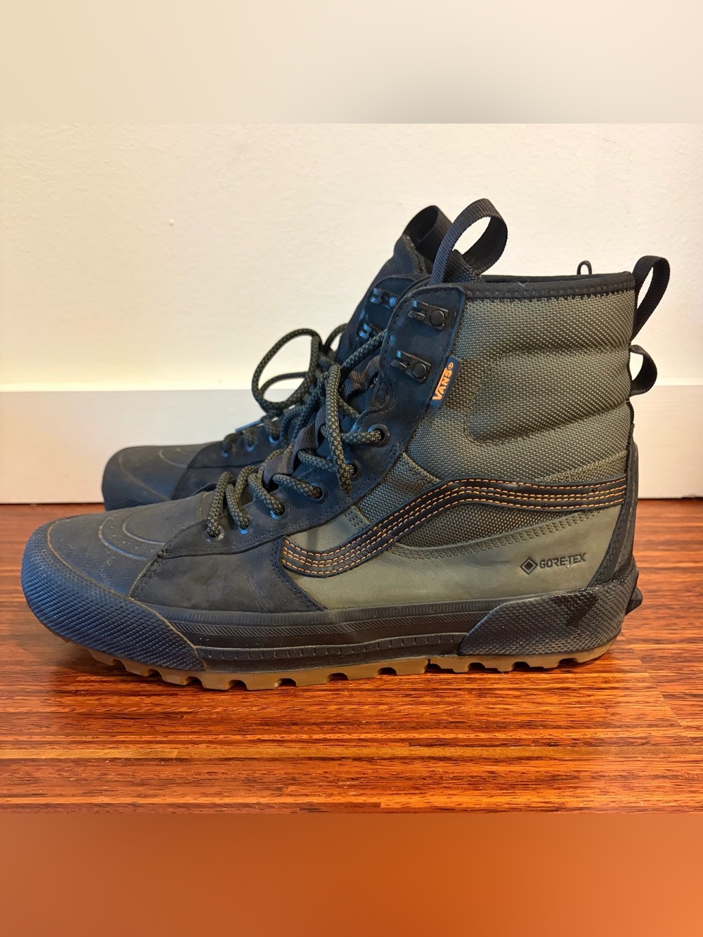Vans Sk8-Hi GORE-TEX Insulated Sneaker boots Tactical Shoes Olive Black Size 12